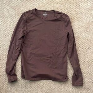Nuuds size large crewneck longsleeve in coffee.
